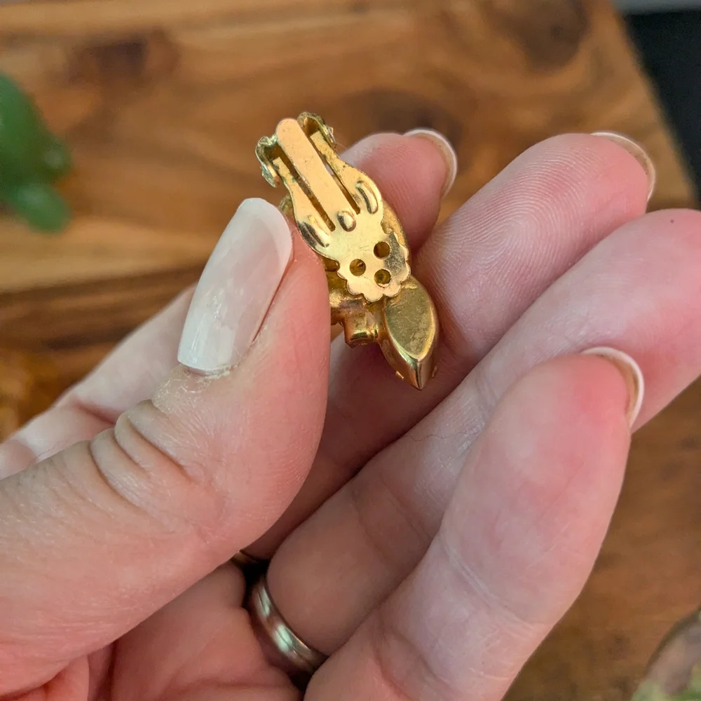 Vintage 60's Elegant Pink and Gold Women's Jewelry Brooch Clips Set - Picture 10 of 13